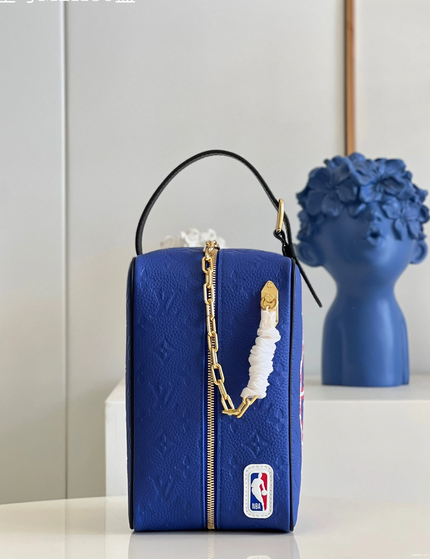 WIS VUITTON KIT LOUIS DOPP 1214